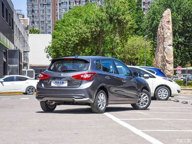 东风日产 骐达TIIDA 2023款 1.6L CVT智行版 东风日产 骐达TIIDA 2023款 1.6L CVT智行版