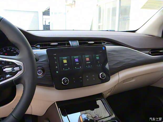 鄭州日產(chǎn) 帕拉丁 2023款 2.0T 四驅(qū)尊享型 鄭州日產(chǎn) 帕拉丁 2023款 2.0T 四驅(qū)尊享型