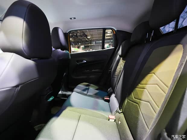 Jeep(进口) Avenger 2023款 First Edition 欧洲版