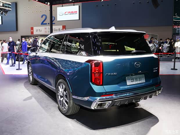 廣汽乘用車 傳祺GS8 2022款 2.0TM 混動四驅(qū)尊貴版 （七座）