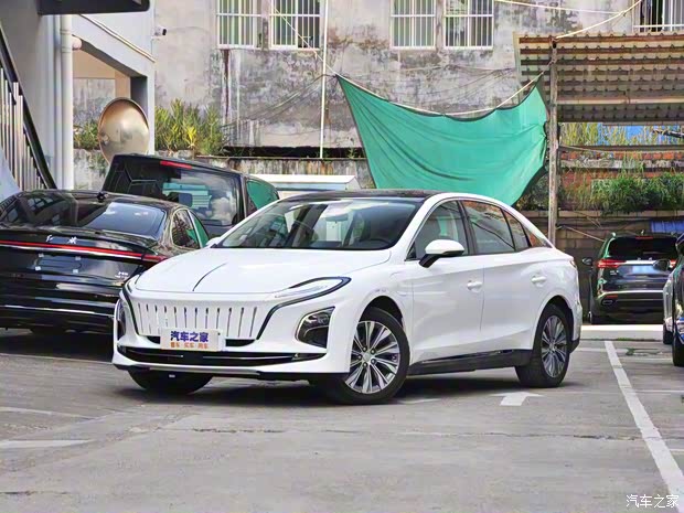 一汽紅旗 紅旗E-QM5 2022款 431km 充電樂享版