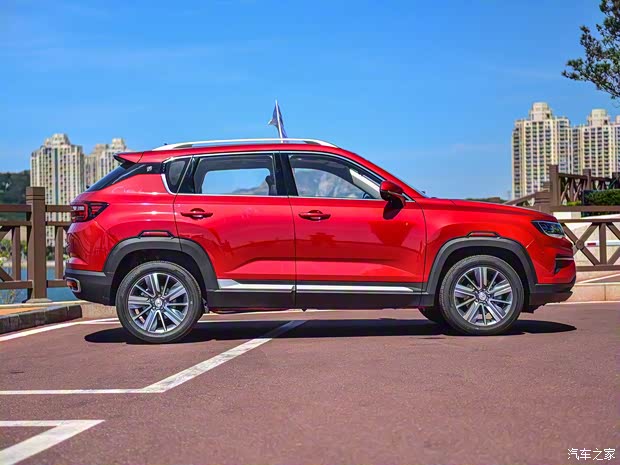 長(zhǎng)安汽車(chē) 長(zhǎng)安CS35 2018款 PLUS 基本型