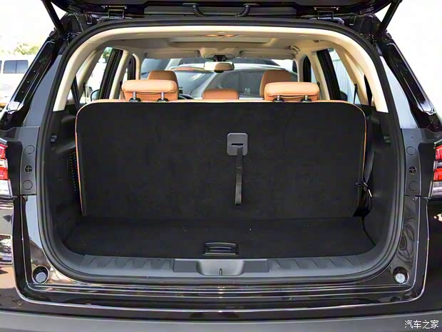 华晨中华 中华V7 2018款  280T 自动旗舰型 7座 华晨中华 中华V7 2018款  280T 自动旗舰型 7座