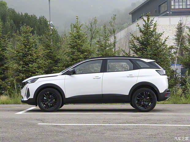 東風(fēng)標(biāo)致 標(biāo)致4008 2023款 360THP 科技版 東風(fēng)標(biāo)致 標(biāo)致4008 2023款 360THP 科技版