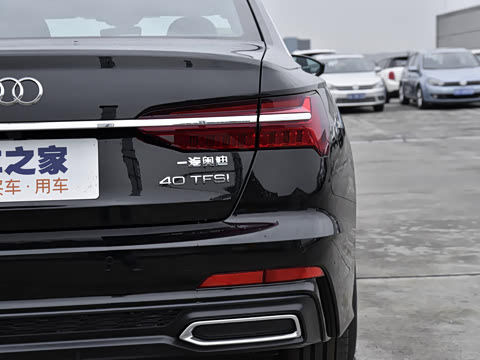 2022款 40 TFSI 豪华动感型 2022款 40 TFSI 豪华动感型
