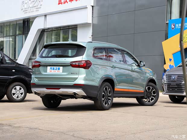 東風(fēng)風(fēng)行 風(fēng)行T5 2022款 馬赫版 1.5T DCT激擎款