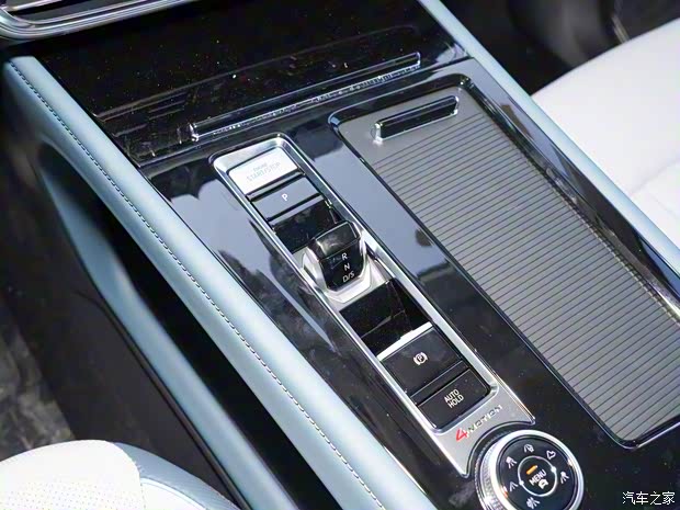 上汽大众 途昂X 2023款 530 V6 四驱基本型