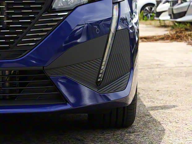 东风标致 标致408 2022款 顶配版