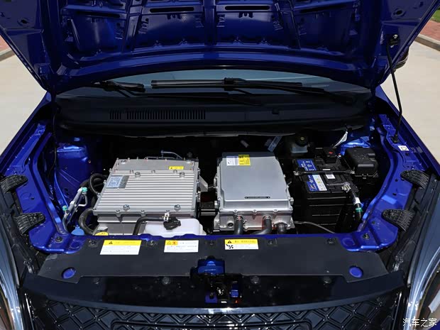 云度新能源 云度π3 2019款 Pro远行版 尊贵型（单色）