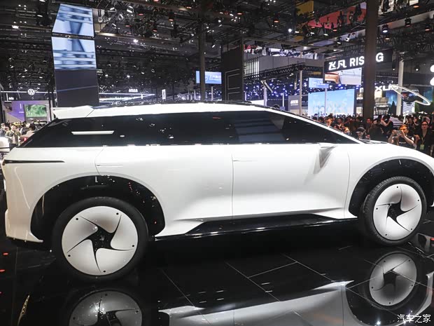 飛凡汽車 RC ESSENCE本智 2023款 基本型