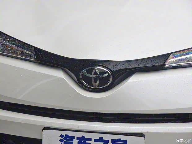 廣汽豐田 豐田C-HR 2018款 2.0L 酷越領(lǐng)先版