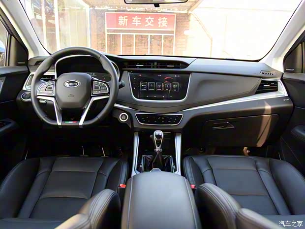 SWM斯威汽车 SWM斯威G01 2018款 1.5T 手动智up