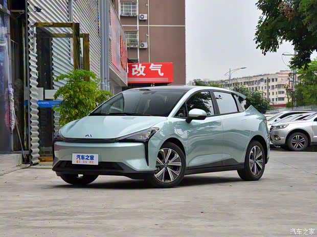 摩登汽车 Modern in 2023款 610km 精英版 摩登汽车 Modern in 2023款 610km 精英版
