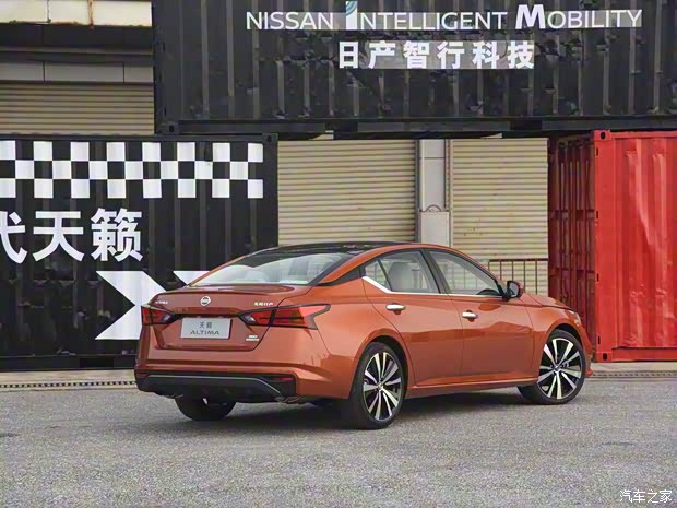 東風日產(chǎn) 天籟 2019款 2.0T ALTIMA基本型
