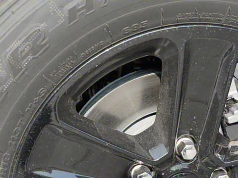 2022款 2.0T 高地四门版 2022款 2.0T 高地四门版