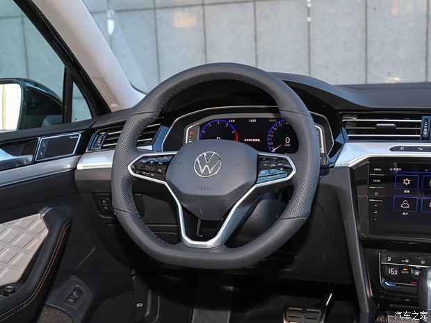 一汽-大众 迈腾 2023款 200万辆纪念版 380TSI DSG旗舰型