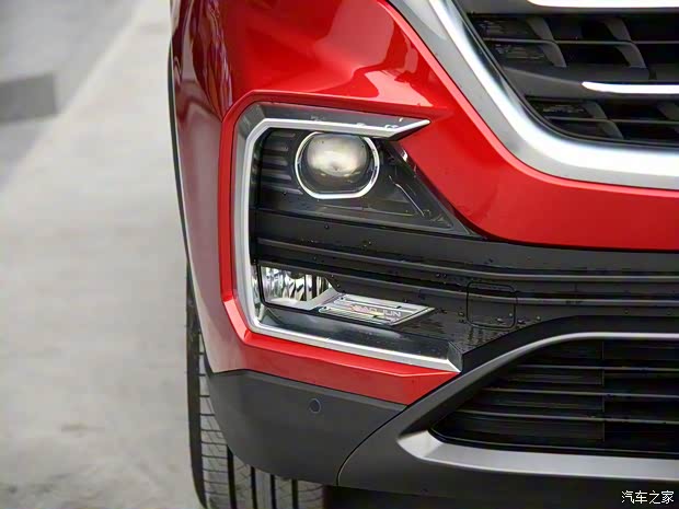 上汽通用五菱 宝骏530 2019款 1.5T CVT旗舰型