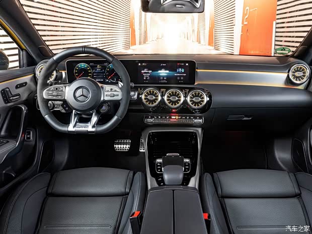 梅赛德斯-AMG 奔驰A级AMG 2019款 AMG A35 4MATIC 梅赛德斯-AMG 奔驰A级AMG 2019款 AMG A35 4MATIC