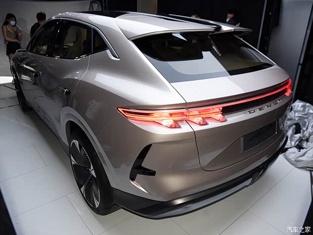 腾势汽车 腾势N7 2022款 INCEPTION Concept 腾势汽车 腾势N7 2022款 INCEPTION Concept