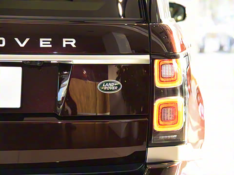 2021款 3.0 L6 传世加长经典版 2021款 3.0 L6 传世加长经典版