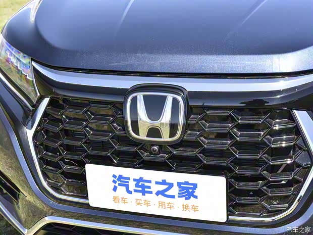 东风本田 本田UR-V 2023款 370TURBO 四驱尊耀版 东风本田 本田UR-V 2023款 370TURBO 四驱尊耀版