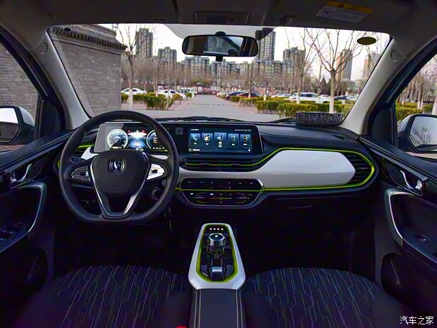 长安汽车 奔奔E-Star 2020款 心悦版