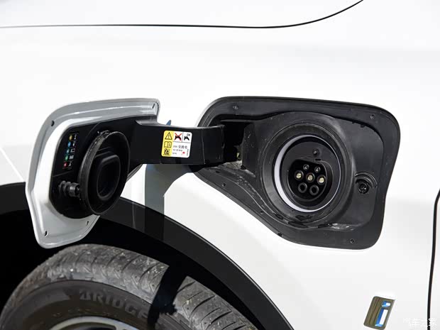 華晨寶馬 寶馬X1新能源 2019款 xDrive25Le 豪華型