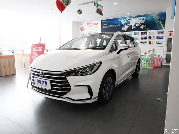 比亚迪 宋MAX 2021款 升级版 1.5T 自动尊贵型 6座