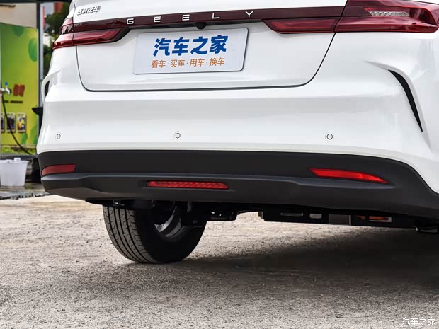 吉利幾何 吉利幾何G6 2024款 410 尊貴型