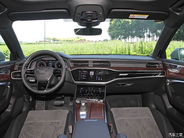 一汽-大众奥迪 奥迪A6L 2023款 45 TFSI quattro 甄选动感型 一汽-大众奥迪 奥迪A6L 2023款 45 TFSI quattro 甄选动感型