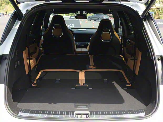 领克 领克09新能源 2023款 2.0TD EM-P 远航版PM 七座 领克 领克09新能源 2023款 2.0TD EM-P 远航版PM 七座