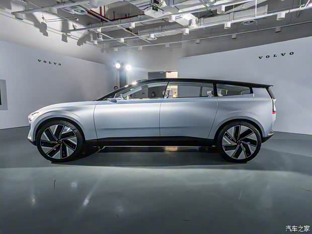 沃爾沃(進(jìn)口) Concept Recharge 2021款 基本型