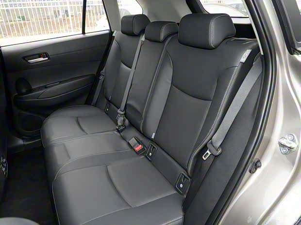 广汽丰田 锋兰达 2022款 2.0L CVT豪华PLUS版 广汽丰田 锋兰达 2022款 2.0L CVT豪华PLUS版