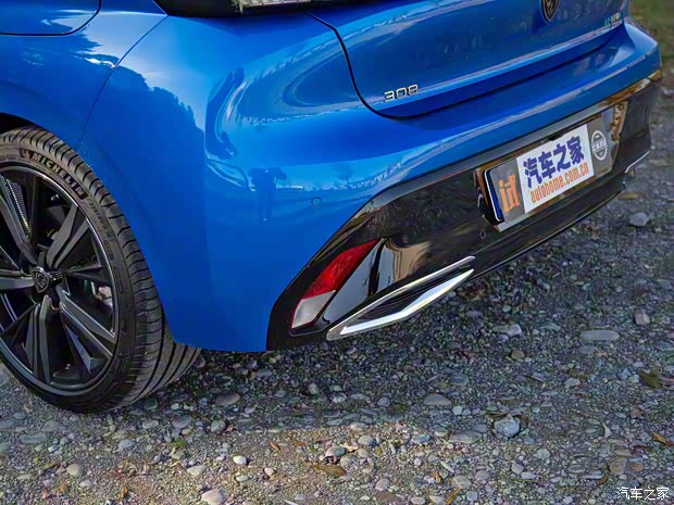 標(biāo)致(進(jìn)口) 標(biāo)致308新能源(進(jìn)口) 2021款 HYBRID