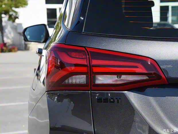 上汽通用雪佛兰 探界者 2021款 550T RS 四驱智能捍界版