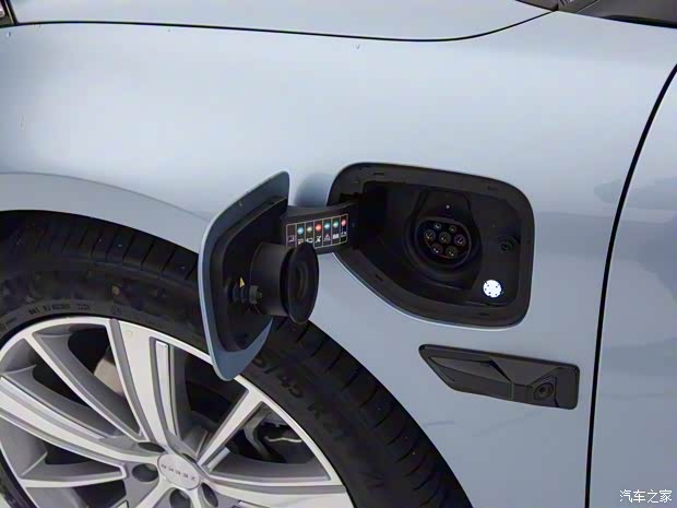 極氪 ZEEKR 001 2021款 超長續(xù)航雙電機 YOU版