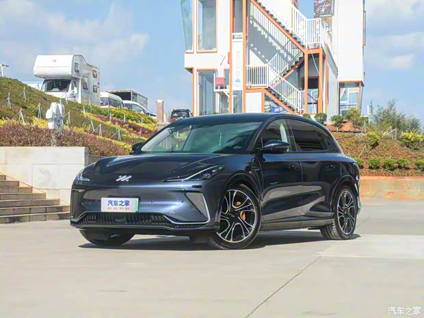 智己汽車 智己LS7 2023款 100kWh Lux后驅(qū)版