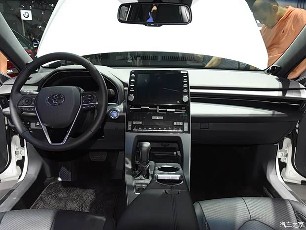 一汽豐田 亞洲龍 2019款 2.5L 基本型