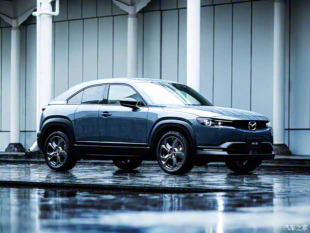 馬自達(dá)(進(jìn)口) 馬自達(dá)MX-30 2020款 e-SKYACTIV G AWD 日本版