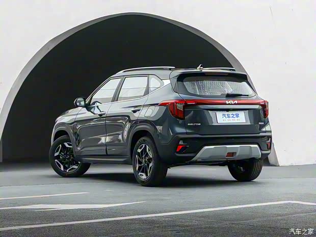 悦达起亚 赛图斯 2023款 1.5L CVT尊贵版 悦达起亚 赛图斯 2023款 1.5L CVT尊贵版