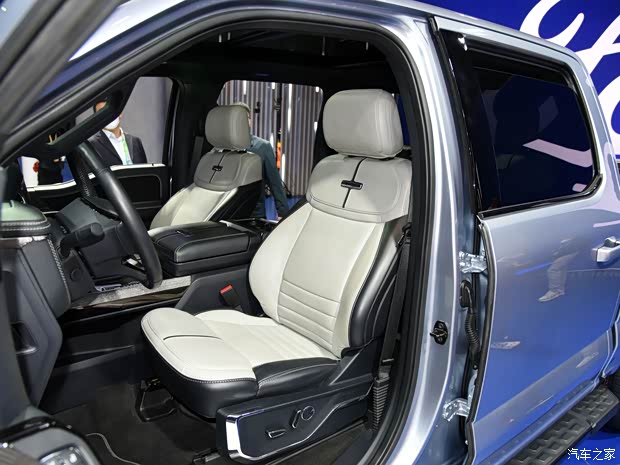 福特(进口) 福特F-150新能源 2021款 Lightning Platinum SuperCrew 福特(进口) 福特F-150新能源 2021款 Lightning Platinum SuperCrew