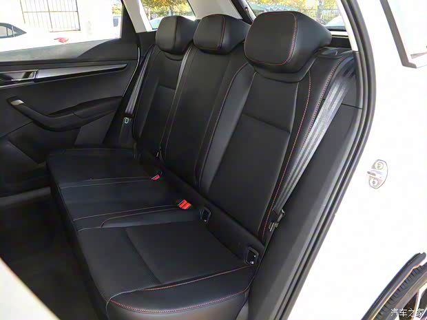 上汽大眾斯柯達(dá) 柯珞克 2022款 TSI280 豪華版