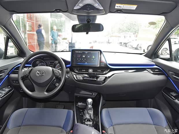 广汽丰田 丰田C-HR 2018款 2.0L 酷越领先版