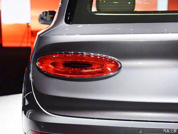 賓利 添越 2021款  4.0T V8