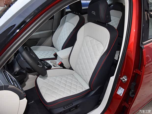 一汽-大眾 探岳X 2023款 380TSI 四驅(qū)旗艦智慧版