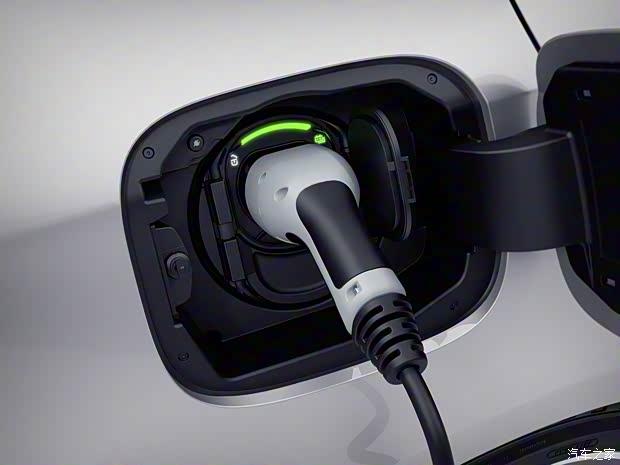 奔驰(进口) 奔驰B级新能源 2020款 B 250 e 奔驰(进口) 奔驰B级新能源 2020款 B 250 e