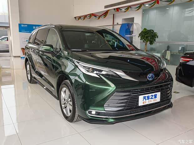 广汽丰田 赛那SIENNA 2021款 2.5L混动 至尊版 广汽丰田 赛那SIENNA 2021款 2.5L混动 至尊版