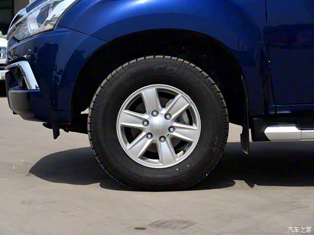 江西五十铃 D-MAX 2019款 3.0T四驱自动精英型4JJ1-TC HI