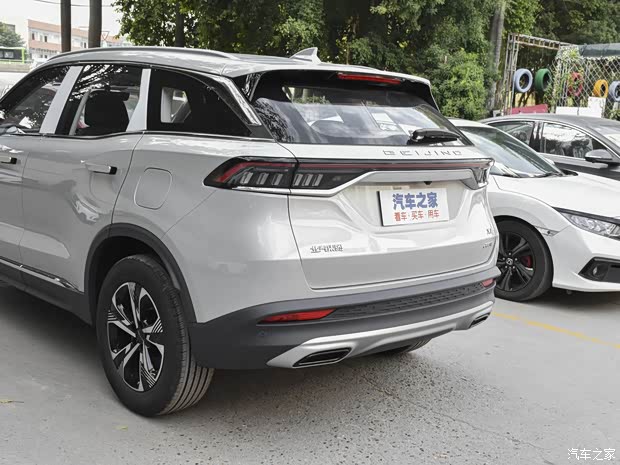 北京汽车 北京X7 2022款 1.5TD DCT致尚版