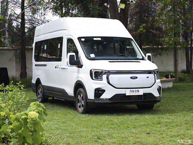 江鈴福特 E全順 2024款 客車精英款 長軸高頂 14-15座 100.96kWh